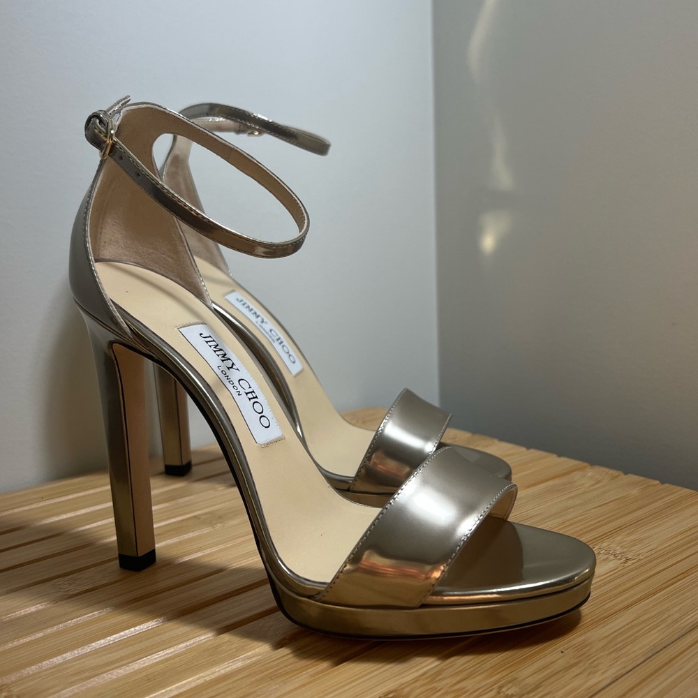 Jimmy Choo NEVER WORN Size 37.5 Patent Leather Sandals - Misty 120